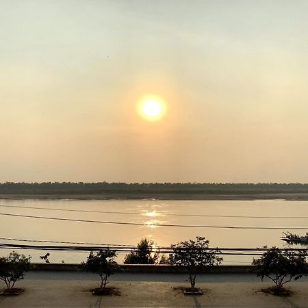 Le Tonle Hotel Kratie Luaran gambar