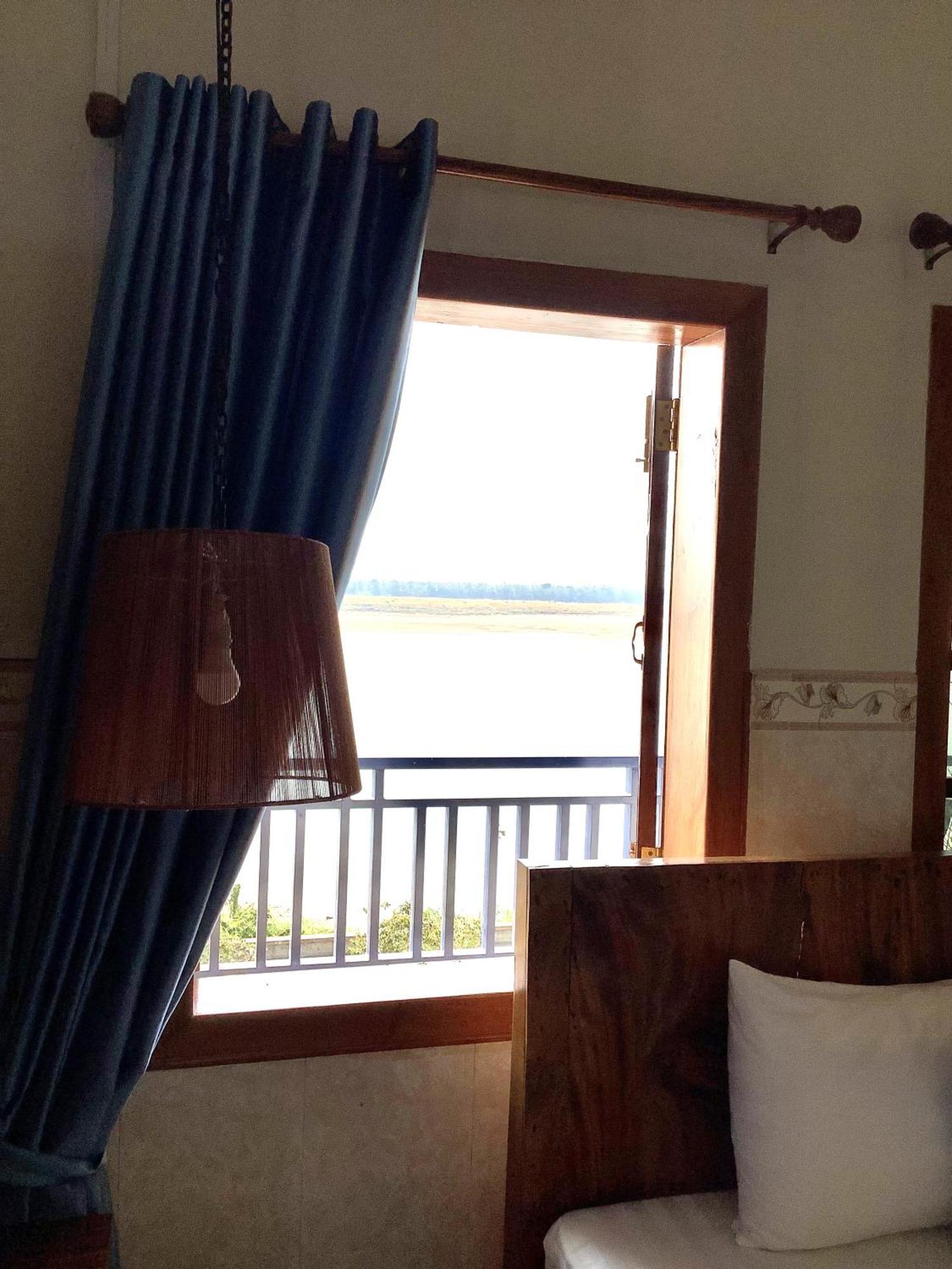 Le Tonle Hotel Kratie Luaran gambar